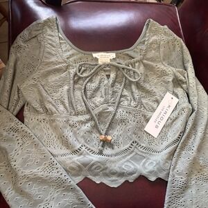 Kirious‎ Los Angeles Women's Eyelet Cropped Top Sage Green Small Fairy Boho NWT
